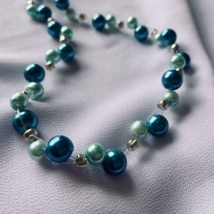 Alternative view of Floating Pearl Set